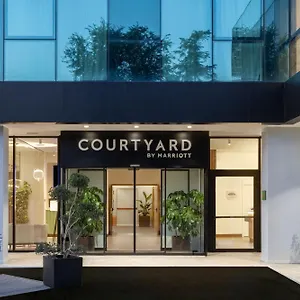 Courtyard By Marriott Linate فندق