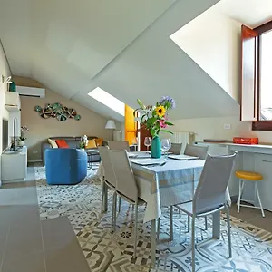 renovated-penthouse-duomo-via-torino.it-lombardy.com/